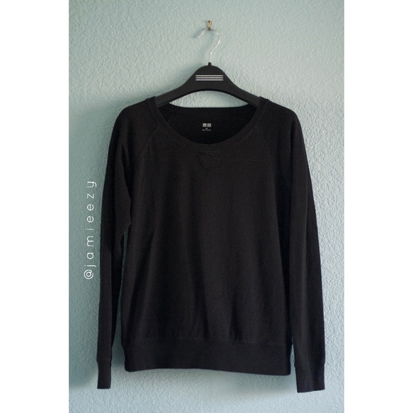 Uniqlo Tops - Uniqlo | Sweatshirt Style Long Sleeve - Black
